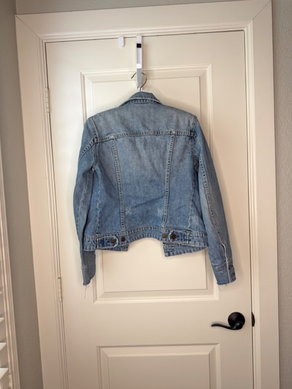 VINTAGE - J.Crew Denim Jacket - Women's Size XS -‎ Classic Light Wash - Picture 2 of 4